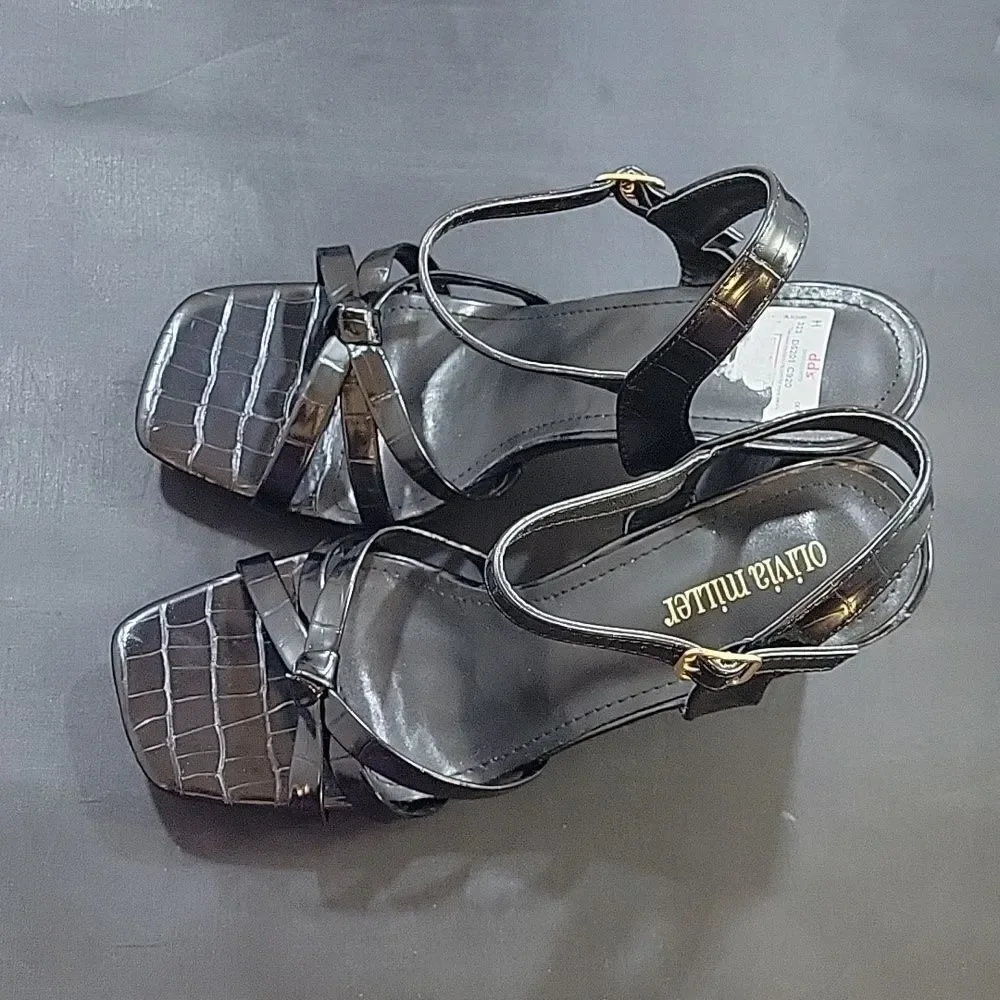 BRAND NEW OLIVIA MILLER HIGH BLOCK HEEL OPEN TOE ADJUSTABLE BUCKLE SANDAL